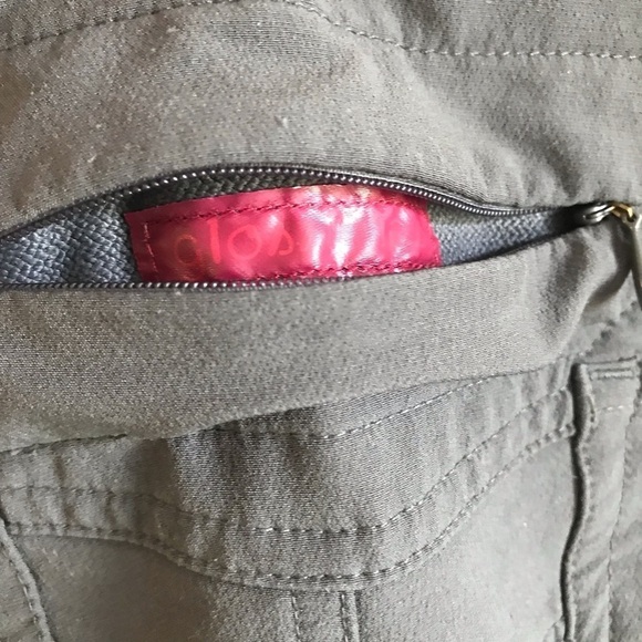 Rare Lululemon Carry All Pant Bootcut Softshell Hiking Trail Grey Size 10 - Picture 10 of 11